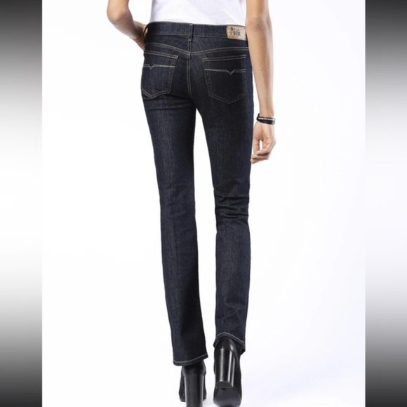 Diesel Blue Bootzee Bootcut Leg/Regular Waist Size 24 NWT - Picture 2 of 13